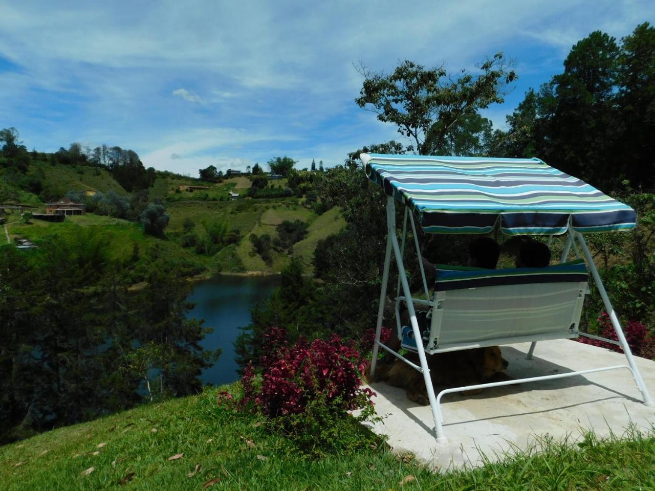 Bacoa Hostel Guatapé Εξωτερικό φωτογραφία